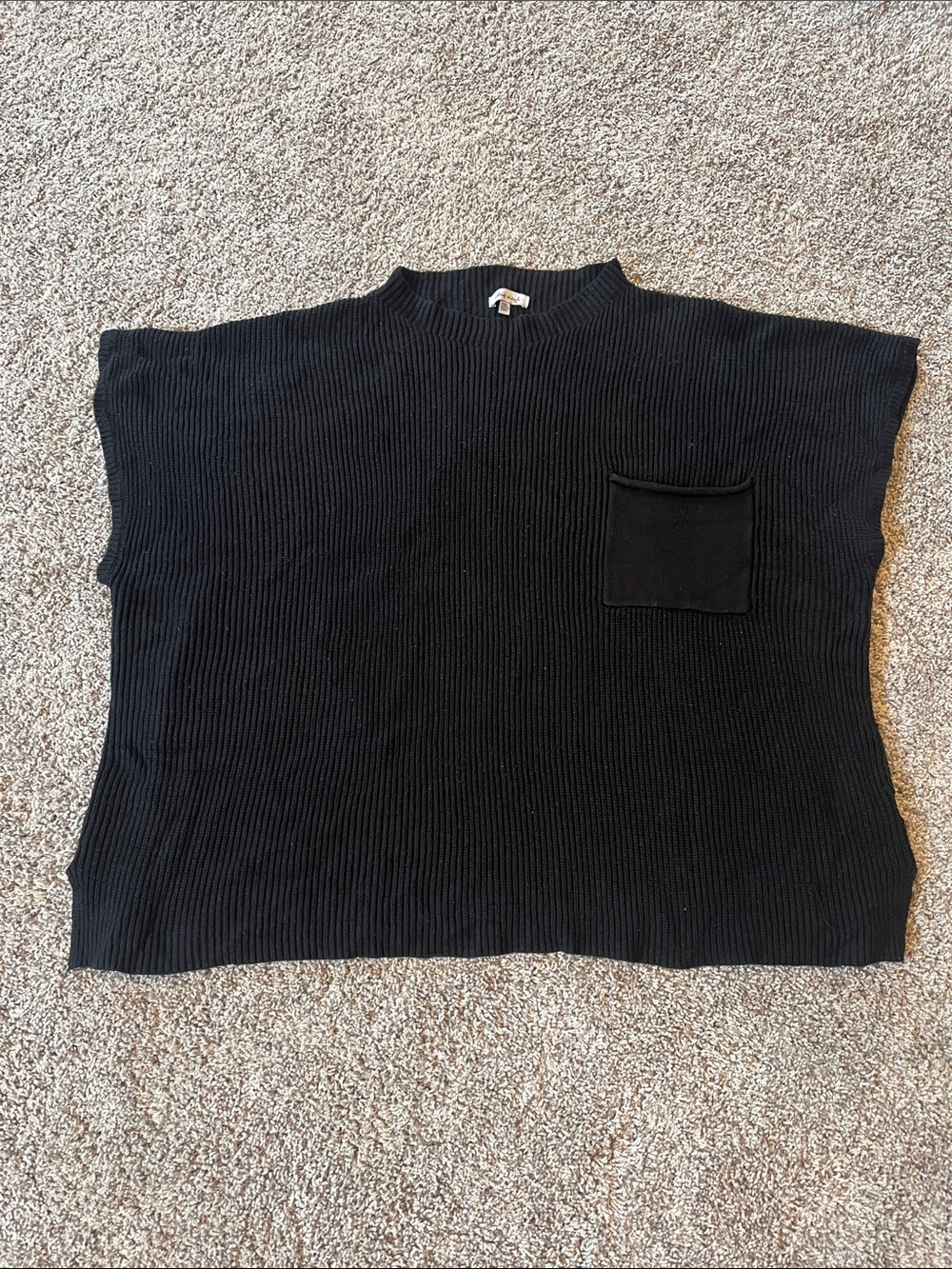 Women’s Black Ribbed Pocket Sweater